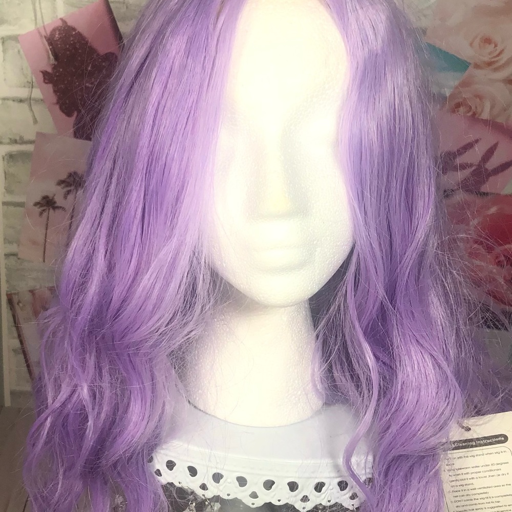 Lilac Long Wavy Center Part Wig Without Bangs - New Never Worn